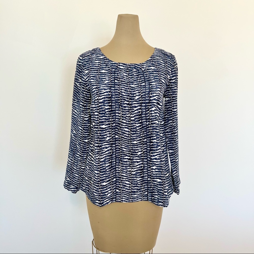 {Vineyard Vines} Patterned Blouse - image 1